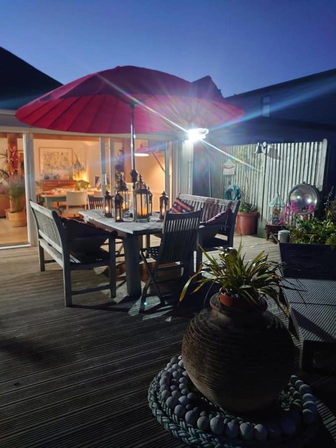 216 Coast Road, Ocean Bliss Direct Access & Endless Waves