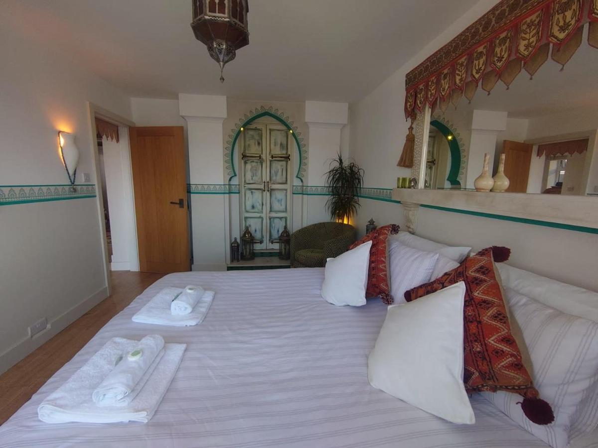216 Coast Road, Ocean Bliss Direct Access & Endless Waves Holiday home