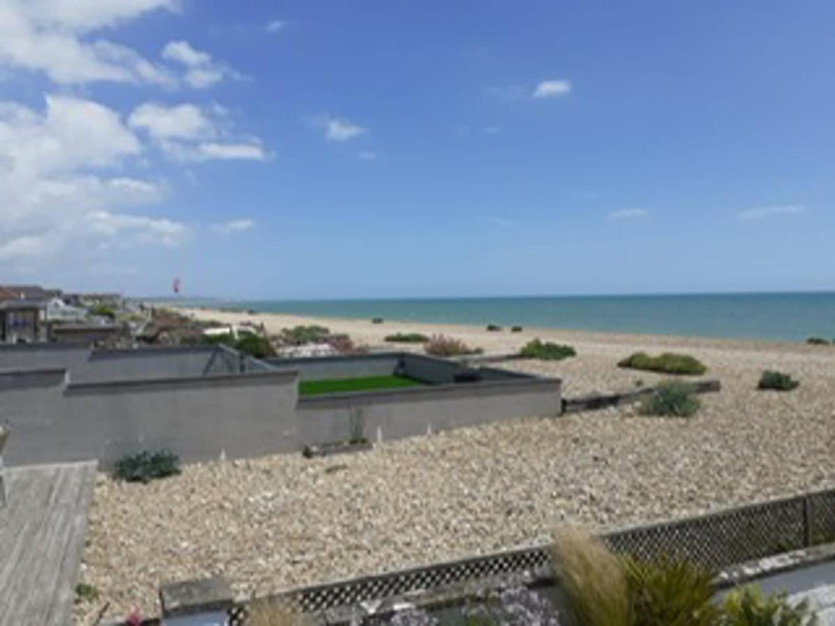 216 Coast Road, Ocean Bliss Direct Access & Endless Waves