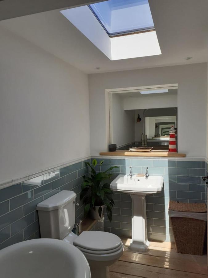 Holiday home 216 Coast Road, Ocean Bliss Direct Access & Endless Waves