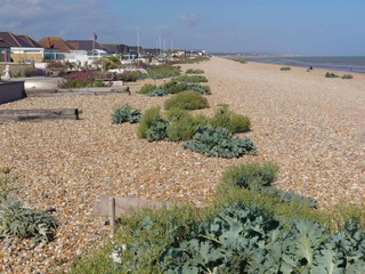 216 Coast Road, Ocean Bliss Direct Access & Endless Waves Pevensey
