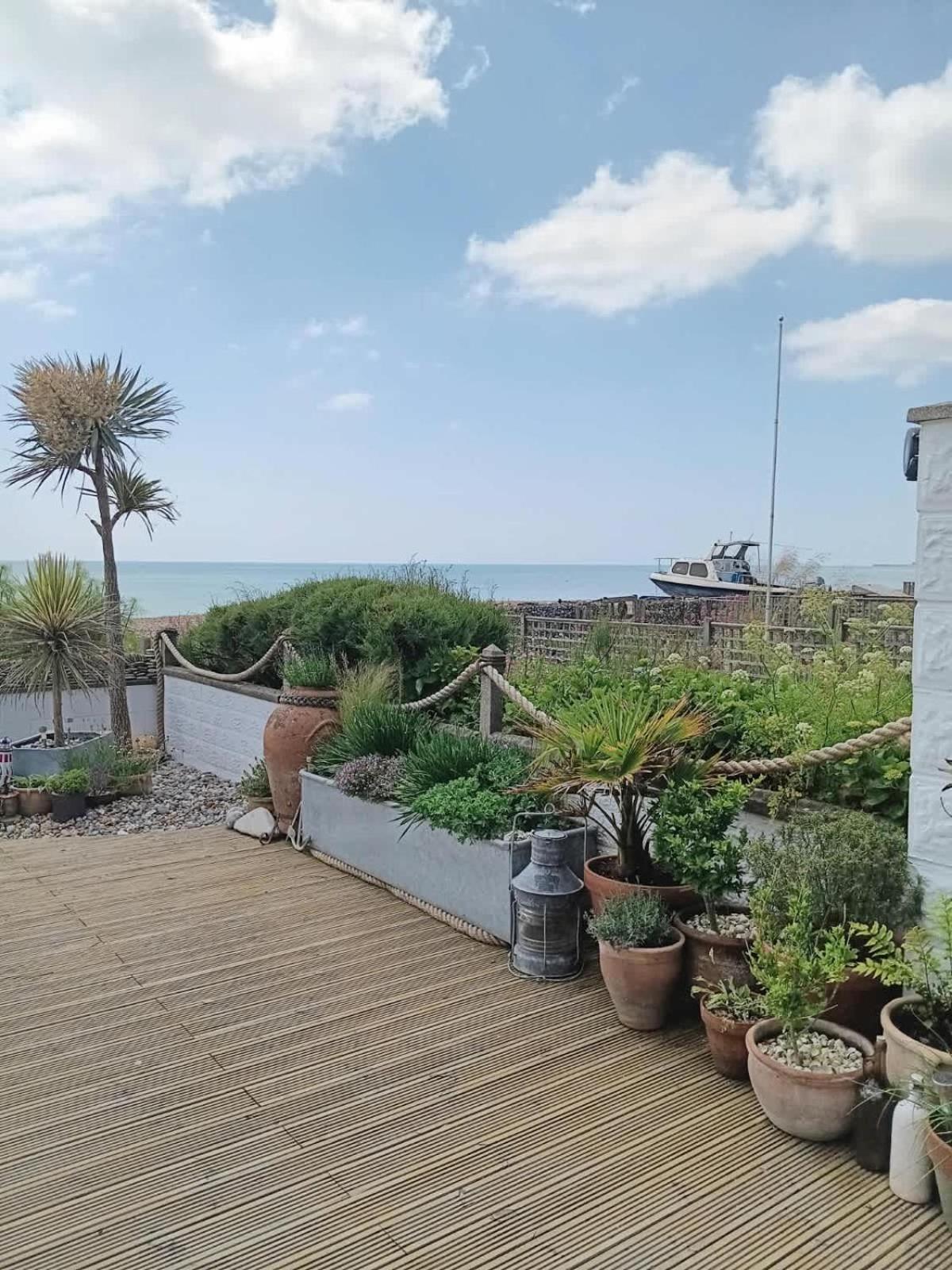 216 Coast Road, Ocean Bliss Direct Access & Endless Waves *