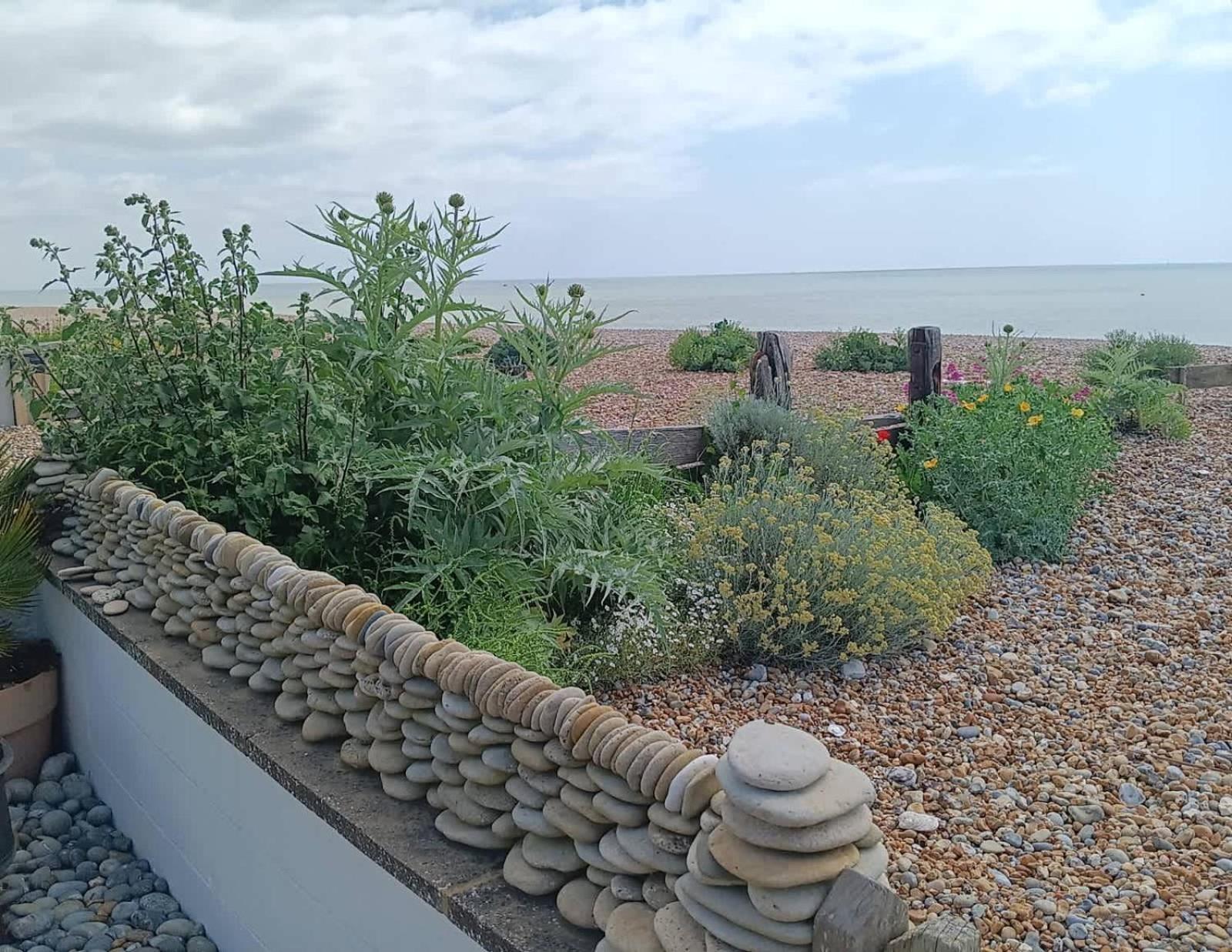 216 Coast Road, Ocean Bliss Direct Access & Endless Waves Pevensey