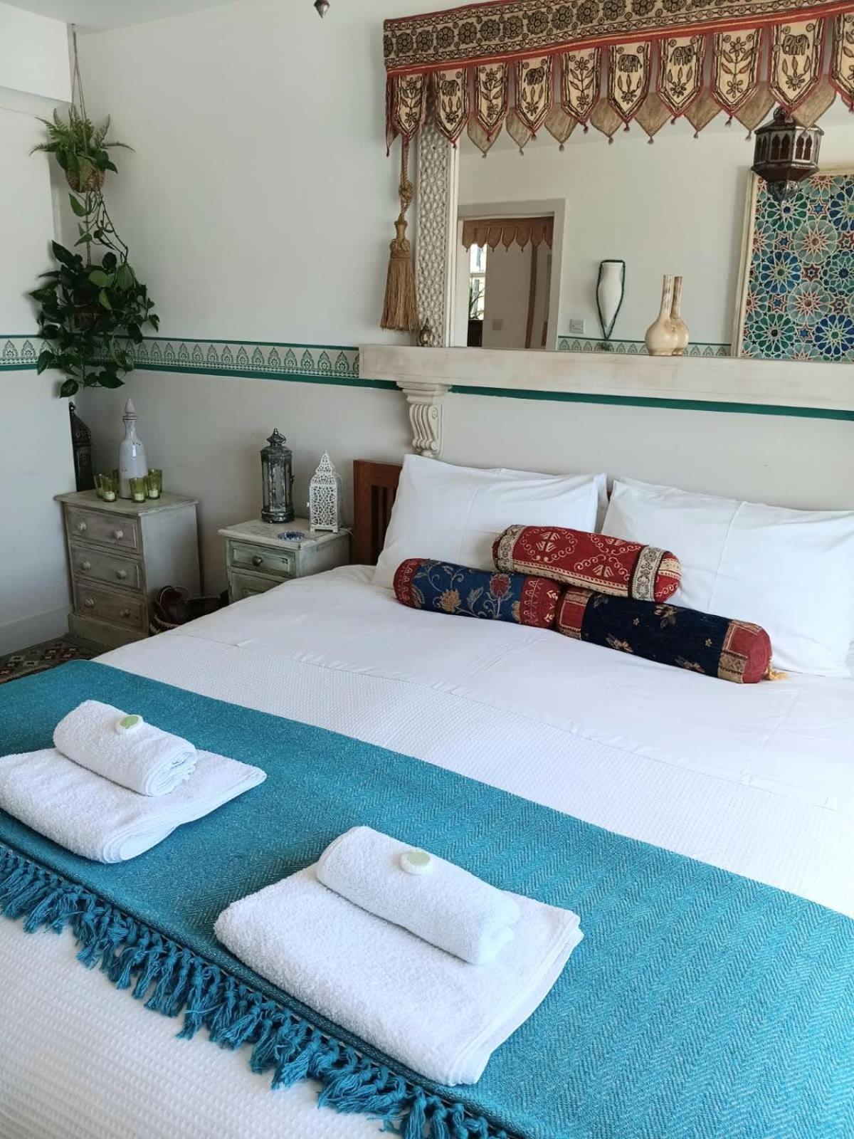 216 Coast Road, Ocean Bliss Direct Access & Endless Waves Holiday home